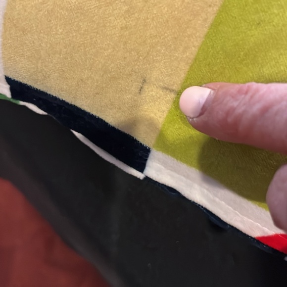 Pre-loved IKEA geometric pattern throw pillow - Picture 4 of 7